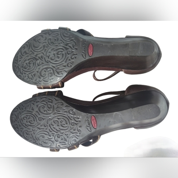 Womens Clark Strappy Wedge Sandals Size 9 - Picture 2 of 2